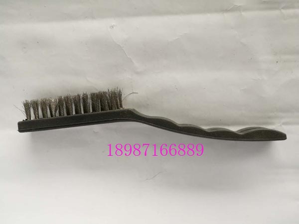 塑把不銹鋼絲刷（中）