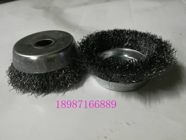 碗型鋼絲輪鍍黑125mm